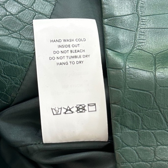 Mijeong Park - Deep Green Crocodile Embossed Faux Leather Skirt - Size L - Picture 13 of 16